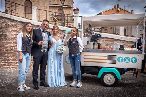 Food truck personalizzato per un matrimonio