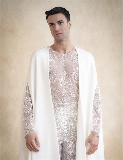 Esempi di abiti da sposa gender fluid