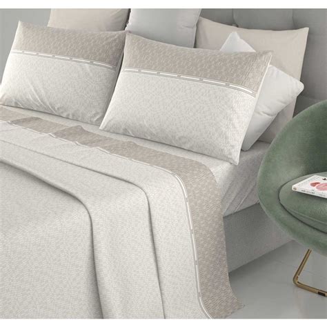 Dettaglio di un completo letto 