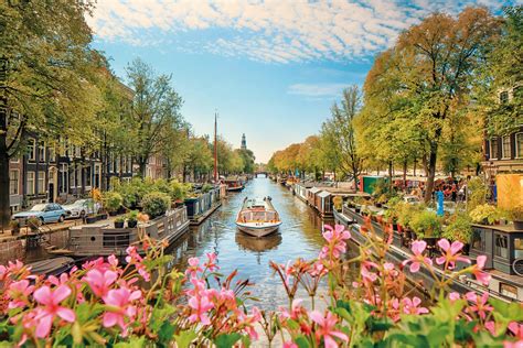 Canali di Amsterdam con biciclette