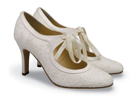 Scarpe da sposa vintage di Diane Hassall