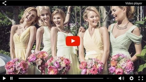 Corteo nuziale anglosassone con bridesmaids e groomsmen