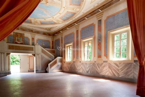 Villa Massari interno con camino