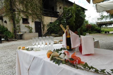 Campagna friulana con ristorante Al Zuc