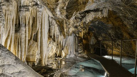 Interno della Grotta del Vento