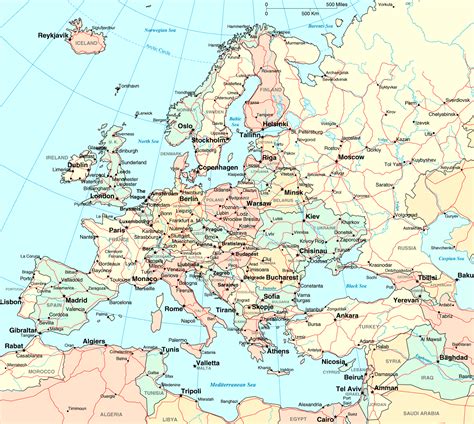 Mappa stradale dell'Europa con percorsi in auto