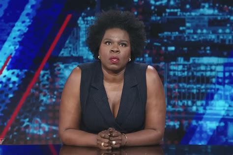 Schermata dei tweet di Leslie Jones sul matrimonio reale