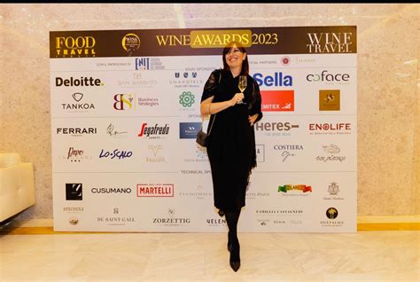 Monica Caradonna in un contesto di enogastronomia